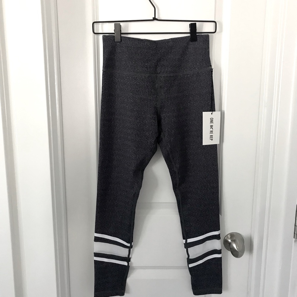 ZYIA mesh stripe legging size small